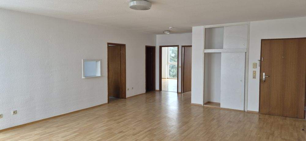***3-ZIMMER WOHNUNG IN DER NEUKIRCHENER Str. ZU VERKAUFEN***, 91522 Ansbach