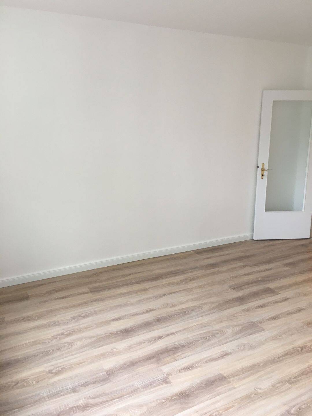 Helle 2-Zimmer Wohnung mit Balkon, 22299 Hamburg (Hamburg-Nord Winterhude)