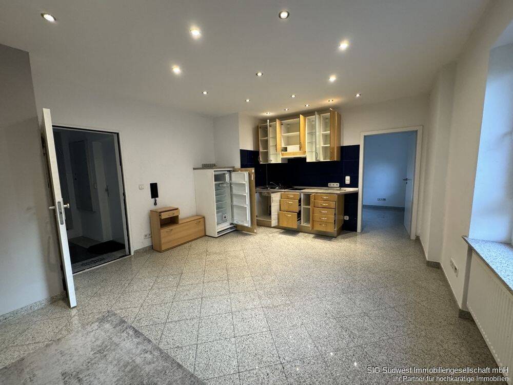 ** Eine zwei Zimmer Wohnung mit Einbauküche mitten in Heilbronn Zentrum ab sofort zu vermieten**, 74074 Heilbronn (Heilbronn Sontheim)