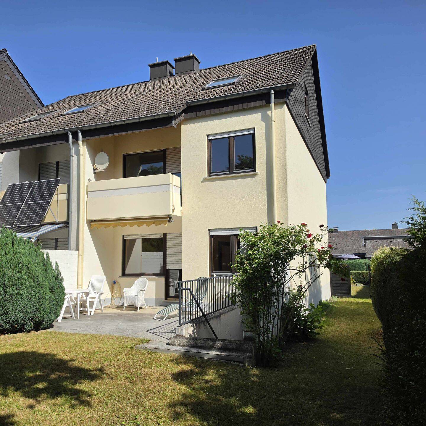 Gepflegtes Reihenendhaus mit Garten und Garage in toller Lage in der Limburger Südstadt, 65549 Limburg a.d. Lahn