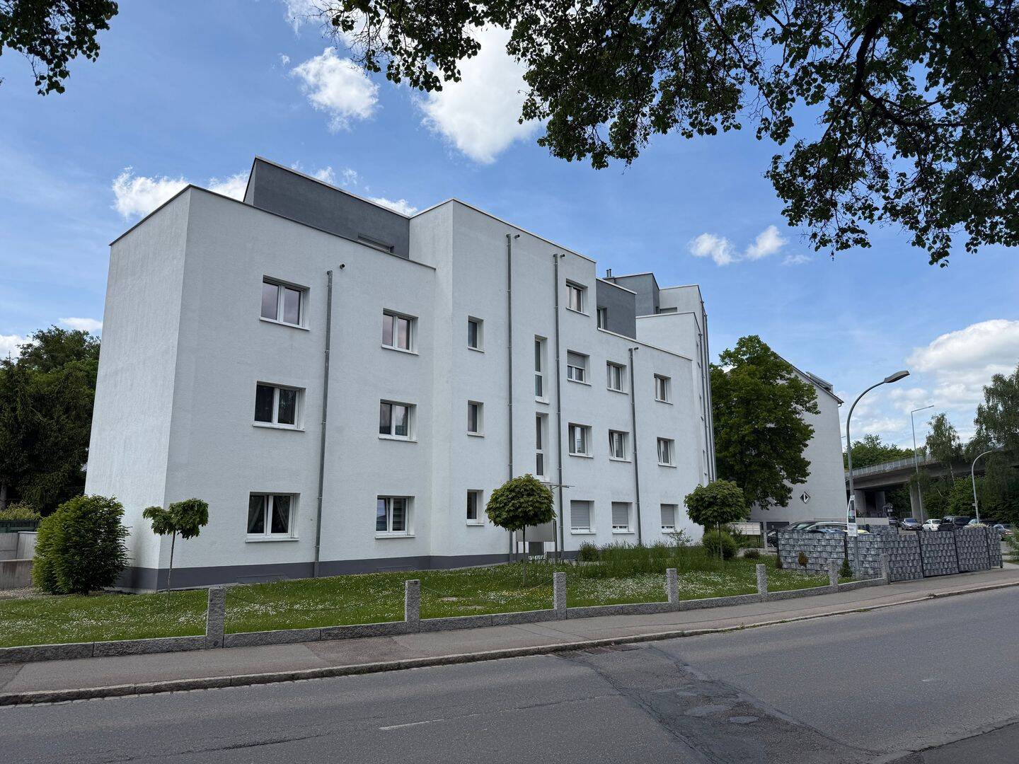 3 Zi.-Eigentumswohnung im EG mit Terrasse, 97,64 m², zentrale Lage, Im Bohrer, 78166 Donau, 78166 Donaueschingen