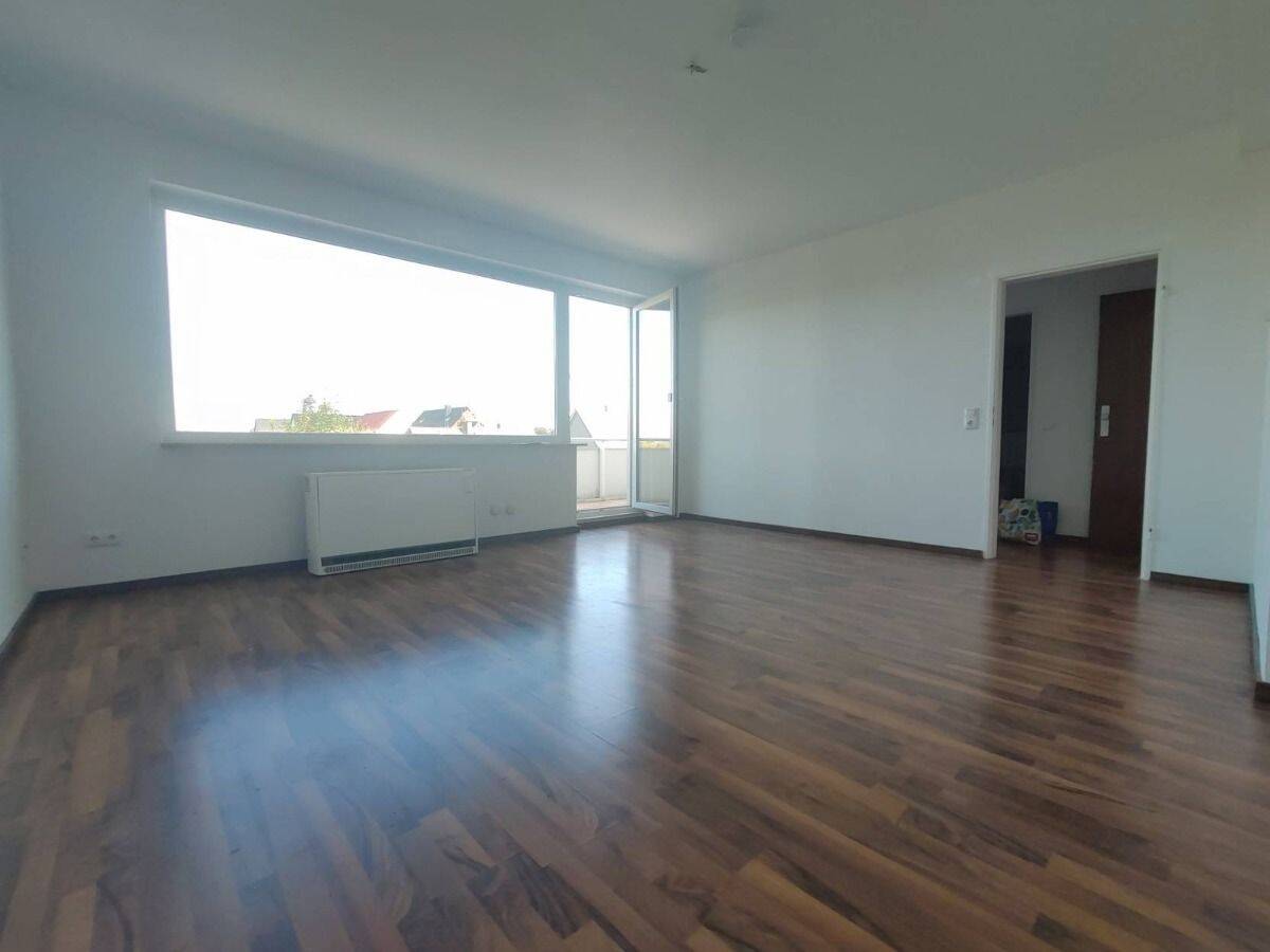 Mit Balkon! 1,5-Zimmer-Wohnung in Bochum-Westenfeld!, 44867 Bochum (Höntrop Leithe Sevinghausen Wattenscheid Westenfeld)