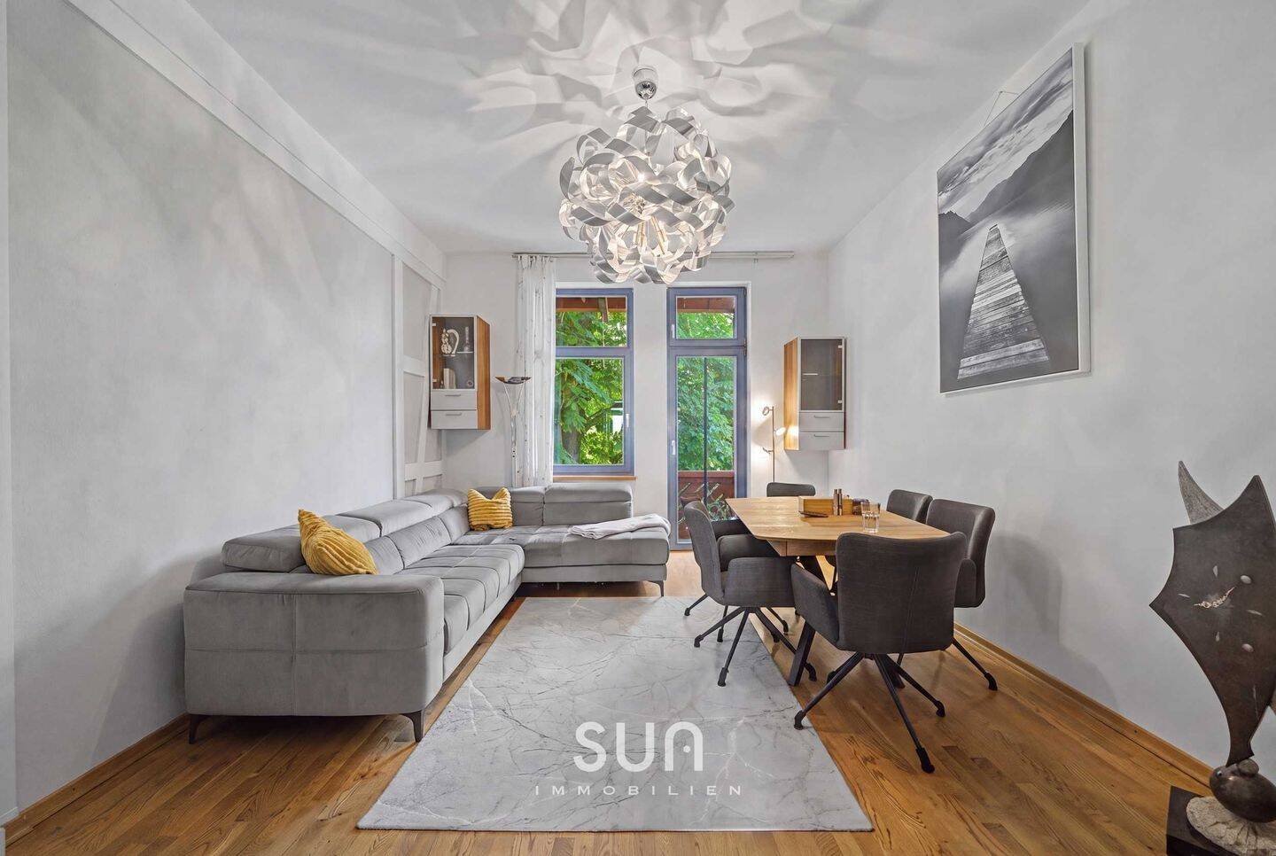 MODERNISIERTE ALTBAUWOHNUNG MIT KAMIN & BALKON IM GRÜNEN – 4 Zimmer auf 98 m² in Darmstadt-Arheilgen, 64291 Darmstadt (Arheilgen Wixhausen)