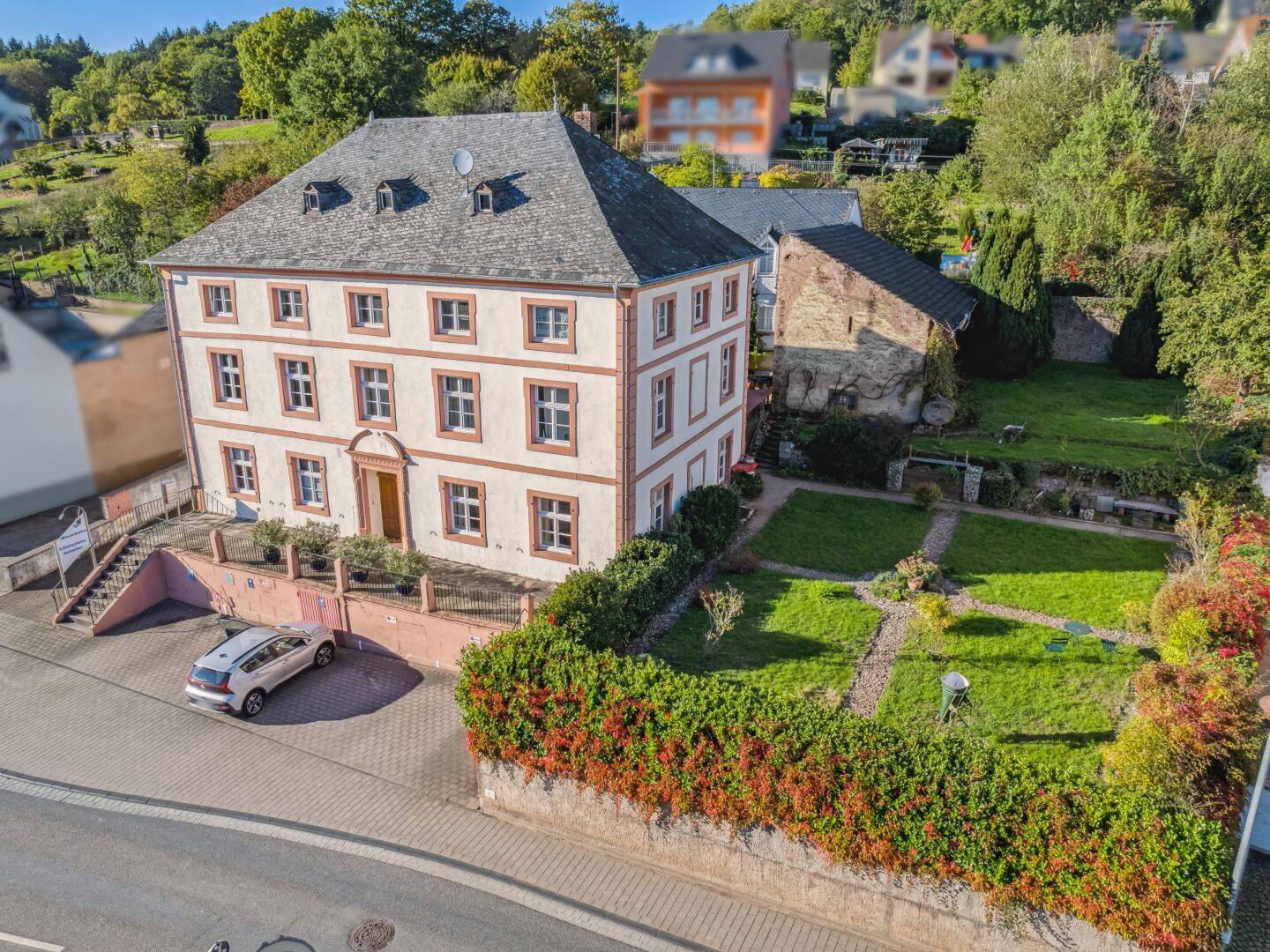 Seltene Gelegenheit in Igel: Voll vermietetes Mehrfamilienhaus mit 6 Einheiten und Denkmalschutz, 54298 Igel