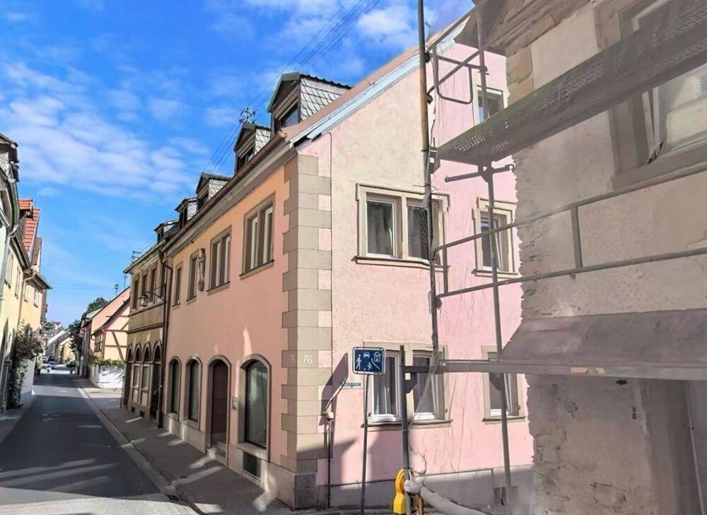 Mehrfamilienhaus in Zell am Main, 97299 Zell a. Main