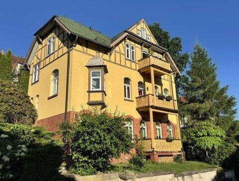 Großzügige 4-Zimmer-Eigentumswohnung mit Terrasse, Balkon und Ofen im begehrten Südviertel, 99817 Eisenach