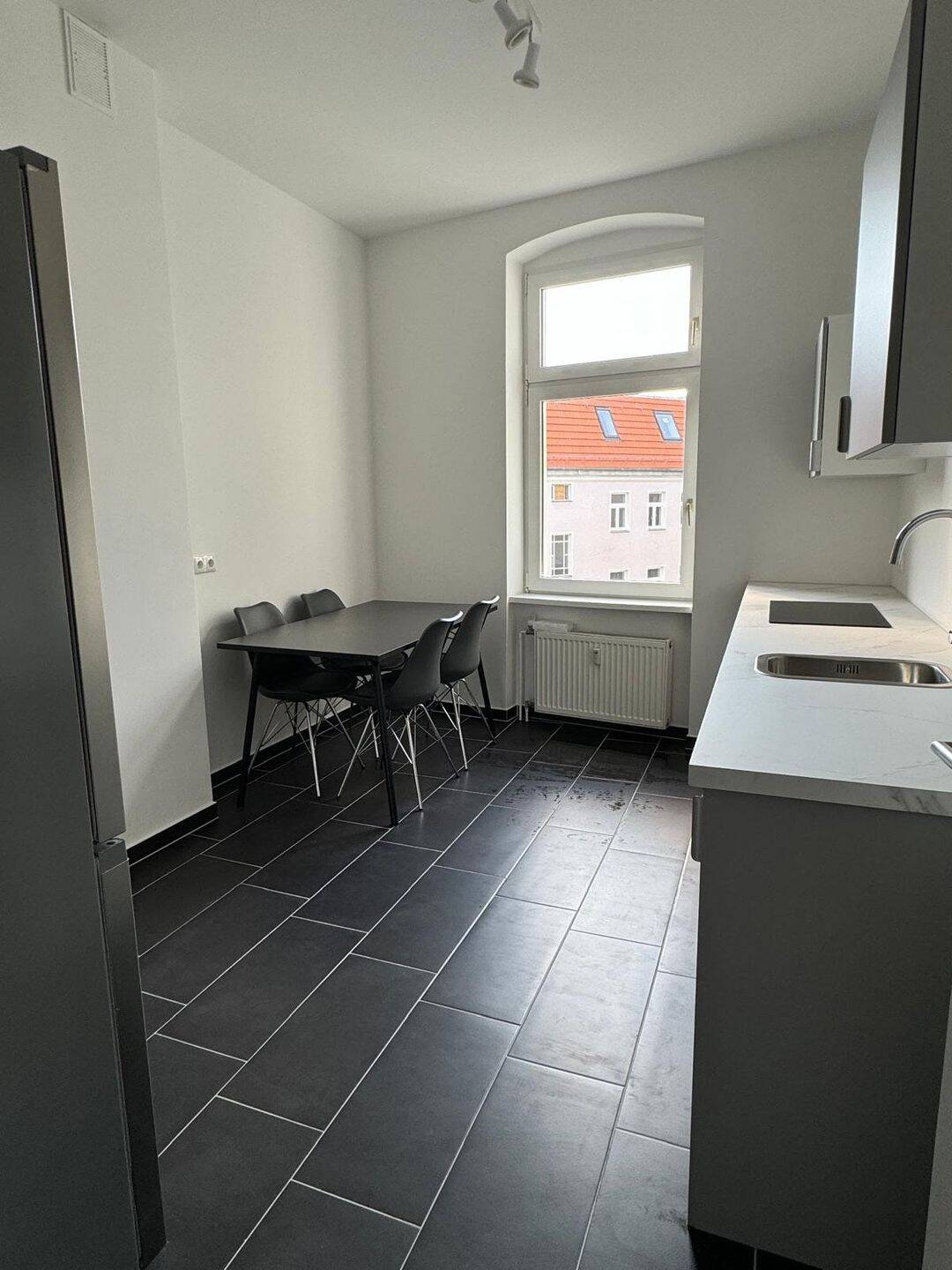 Helle möbelierte Einzimmerwohnung in Wedding, 13359 Berlin (Mitte)