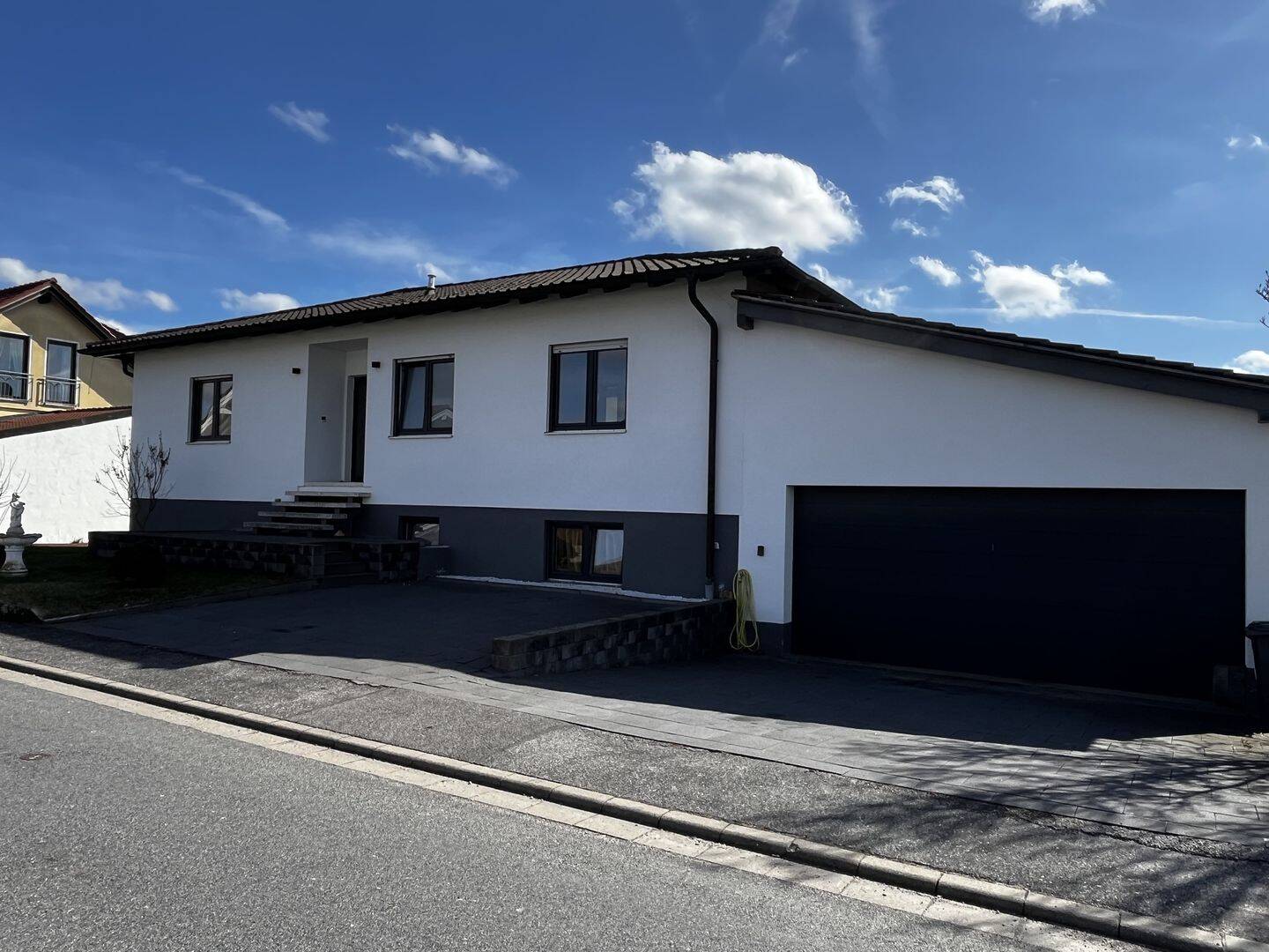 Exklusives Wohnen in ruhiger Umgebung Lichtenfels, 96215 Lichtenfels