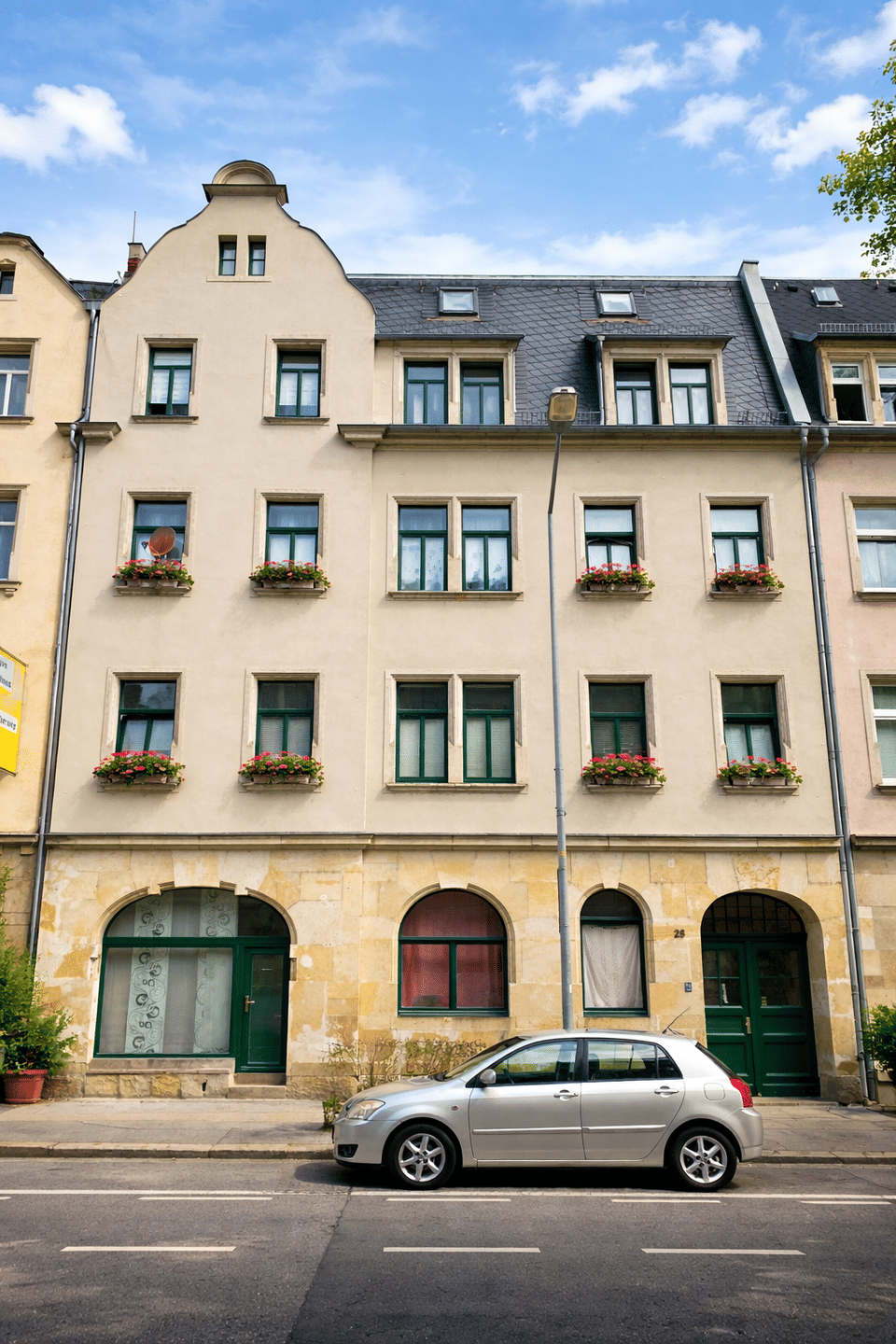 Geräumige Familienwohnung mit Terrasse in Freital, Pesterwitz, 1705 Freital