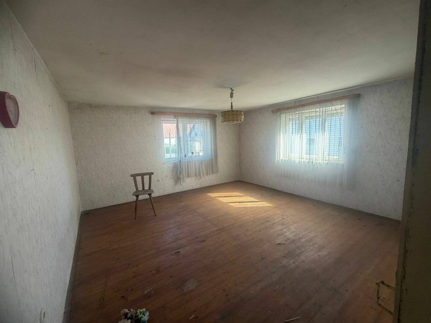 Wohnhaus mit Stadel und Werkstätte, 86666 Burgheim