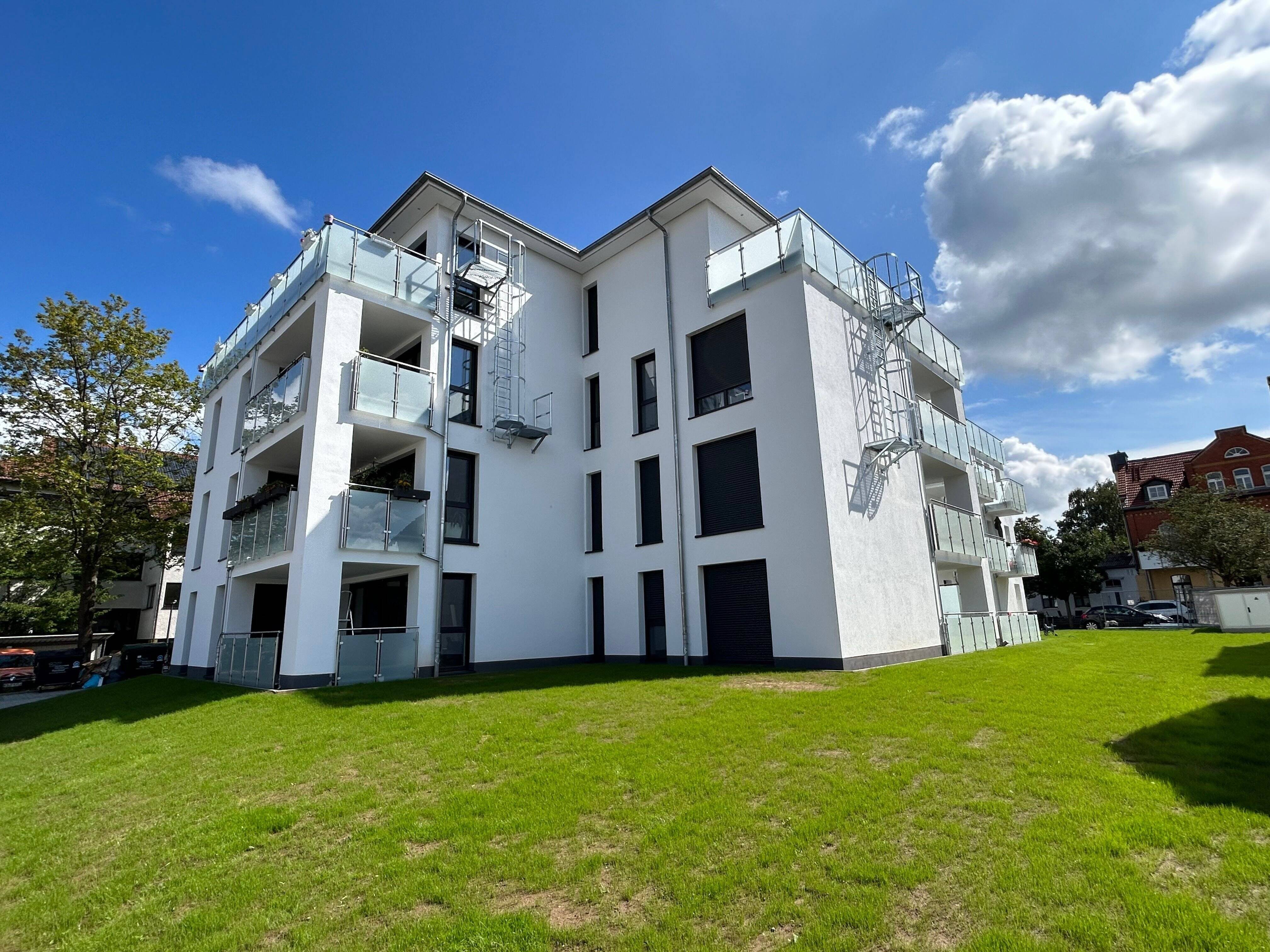 Moderne Vier-Zimmer-Wohnung mit großem Balkon, 34233 Fuldatal (Wolfsanger/Hasenhecke)
