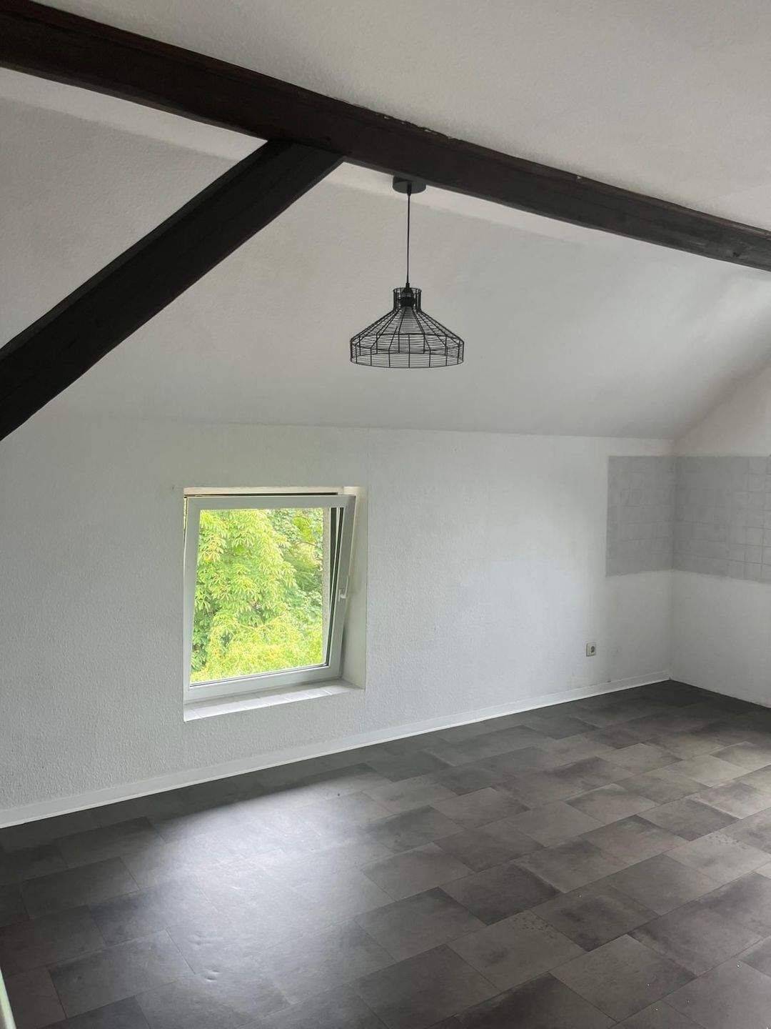 frisch sanierte 4,5-Zimmer-Wohnung als neues Familiendomizil, 99195 Alperstedt