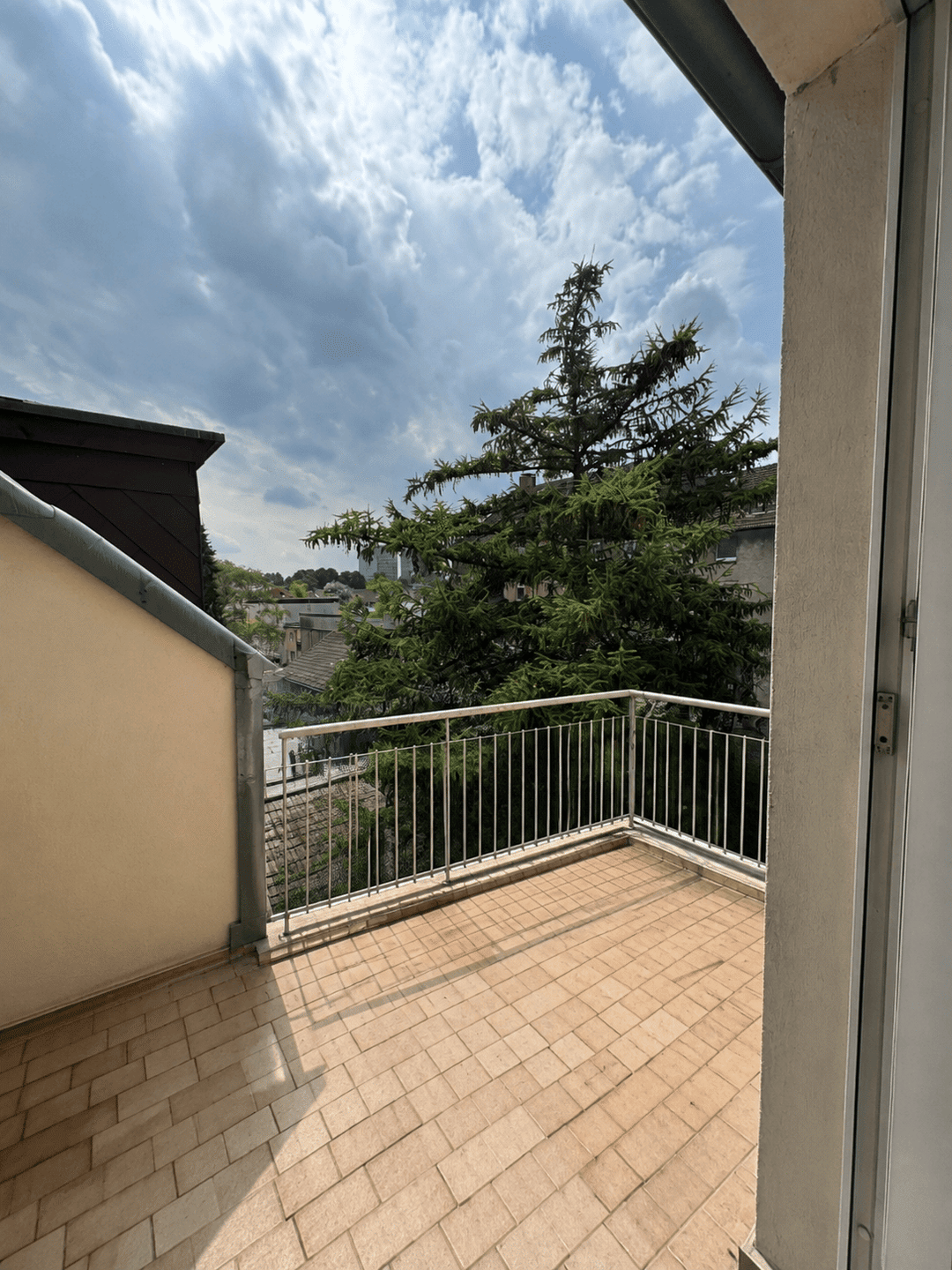 Gut aufgeteilt! 4 Zimmer und Balkon, 45127 Essen
