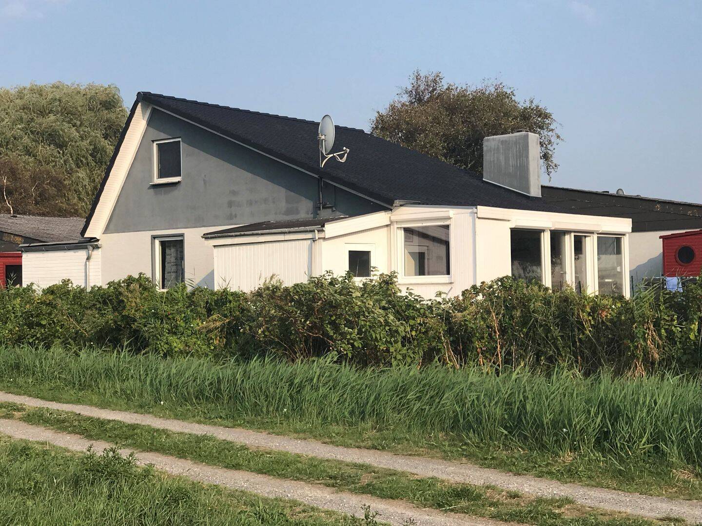 Großes, gepflegtes Massivhaus in Randlage mit Deichblick, 26969 Butjadingen