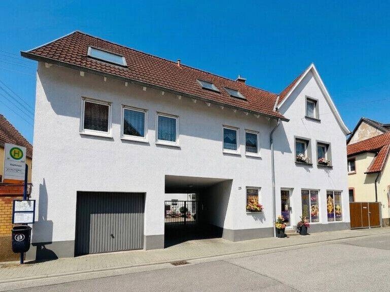 Sehr gepflegtes Mehrfamilienhaus mit 8 Einheiten und stabilen Mieteinnahmen, 67067 Ludwigshafen am Rhein (Gartenstadt Maudach Rheingönheim)