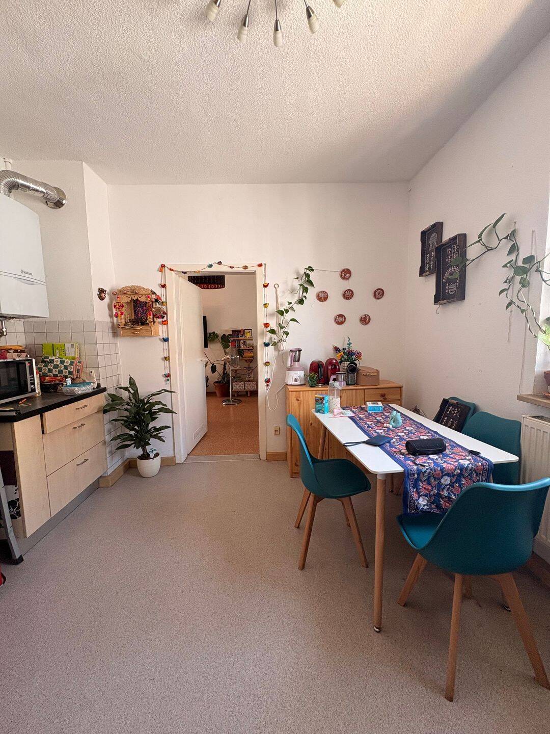 Helle, gepflegte Wohnung mit Balkon & EBK – 5 Min. zum Hbf (Langfristig zu vermieten), 85051 Ingolstadt