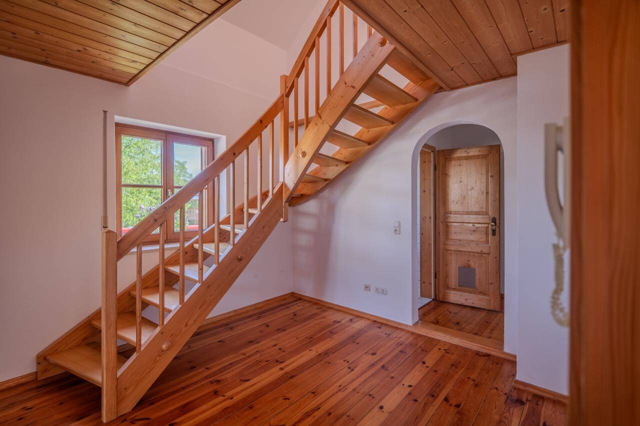 Helle geräumige 4-Zimmer-Maisonette-Wohnung im Herzen von Edling 105 m ², 83533 Edling
