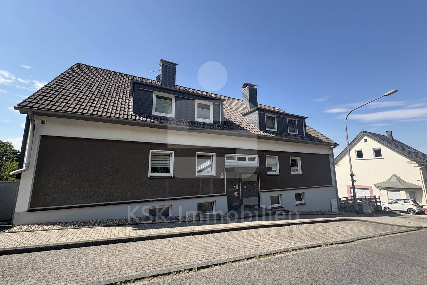 Helle 3-Zimmer-Wohnung mit Balkon, Garagenstellplatz in ruhiger Wohnlage., 42855 Remscheid (Innen Lüttringhausen Nord Süd West)