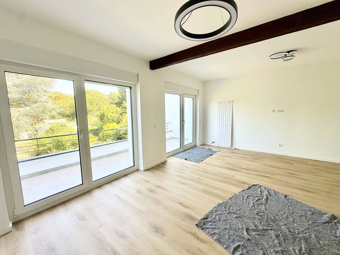 Großzügige 2-Zimmer-Wohnung: 1. Etage mit Einbauküche und Balkon, 40468 Düsseldorf (Derendorf Golzheim Lichtenbroich Stockum Unterrath)