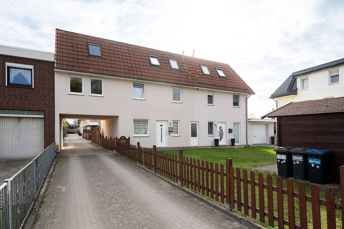Oslebshausen// Doppelhaushälfte mit 156 m² Baujahr 2005, 28239 Bremen (Gröpelingen Ohlenhof Oslebshausen)
