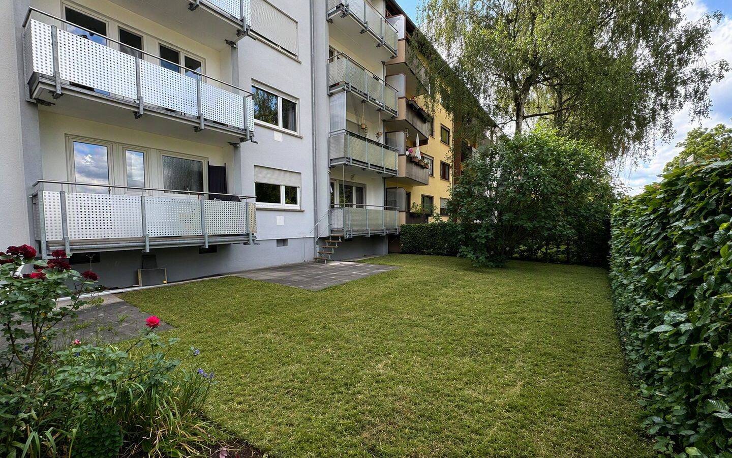 Kernsanierte 2‑Zi.-Wohnung mit Garten zur alleinigen Nutzung & Balkon in ruhiger Lage, 70499 Stuttgart