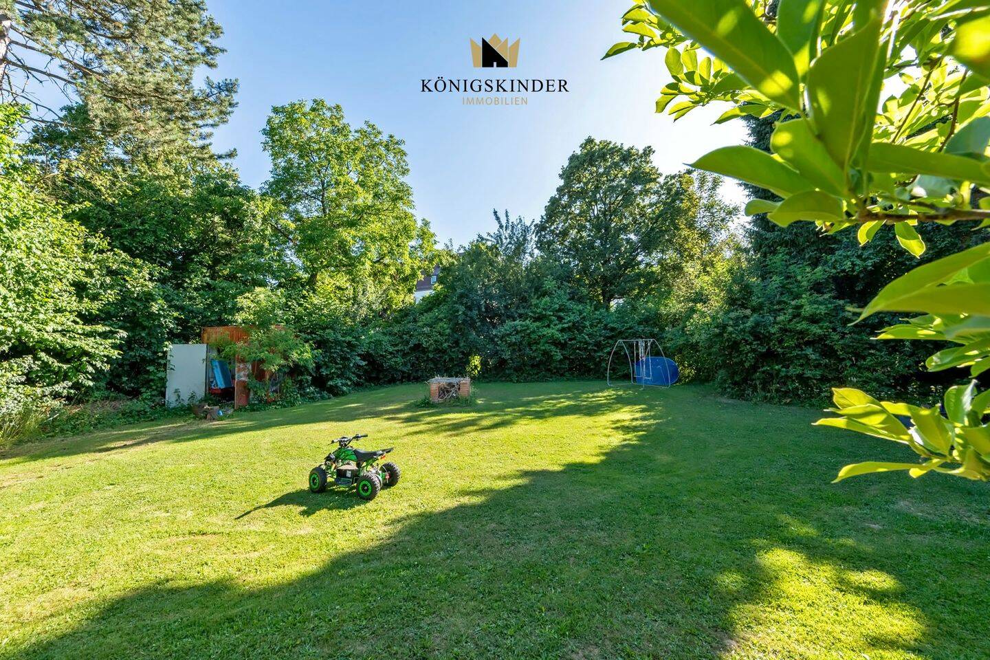 Privates Idyll auf 1.600?m² – Einfamilienhaus mit Garagen, Werkstatt, Stellplätzen & viel Potenzial, 70569 Stuttgart (Büsnau Kaltental Vaihingen)