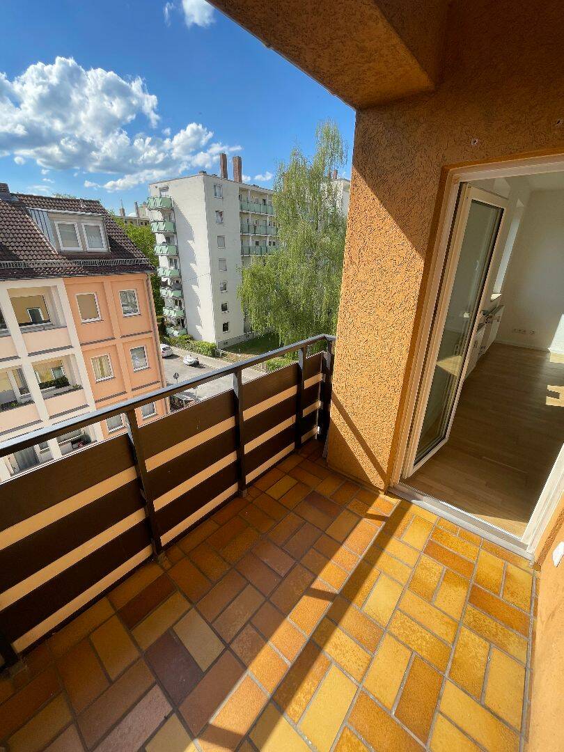 Helle 3-Zimmer-Wohnung in Wöhrd! 4. OG ohne Aufzug, 90489 Nürnberg (Gärten bei Wöhrd Rennweg Veilhof Wöhrd)