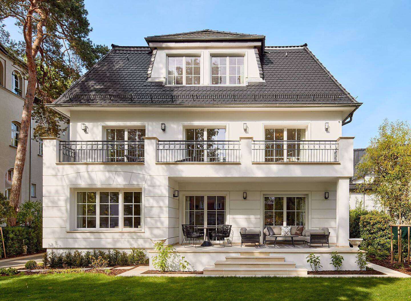 Eleganz trifft Exklusivität – Stadtvilla in bester Lage von Berlin-Grunewald