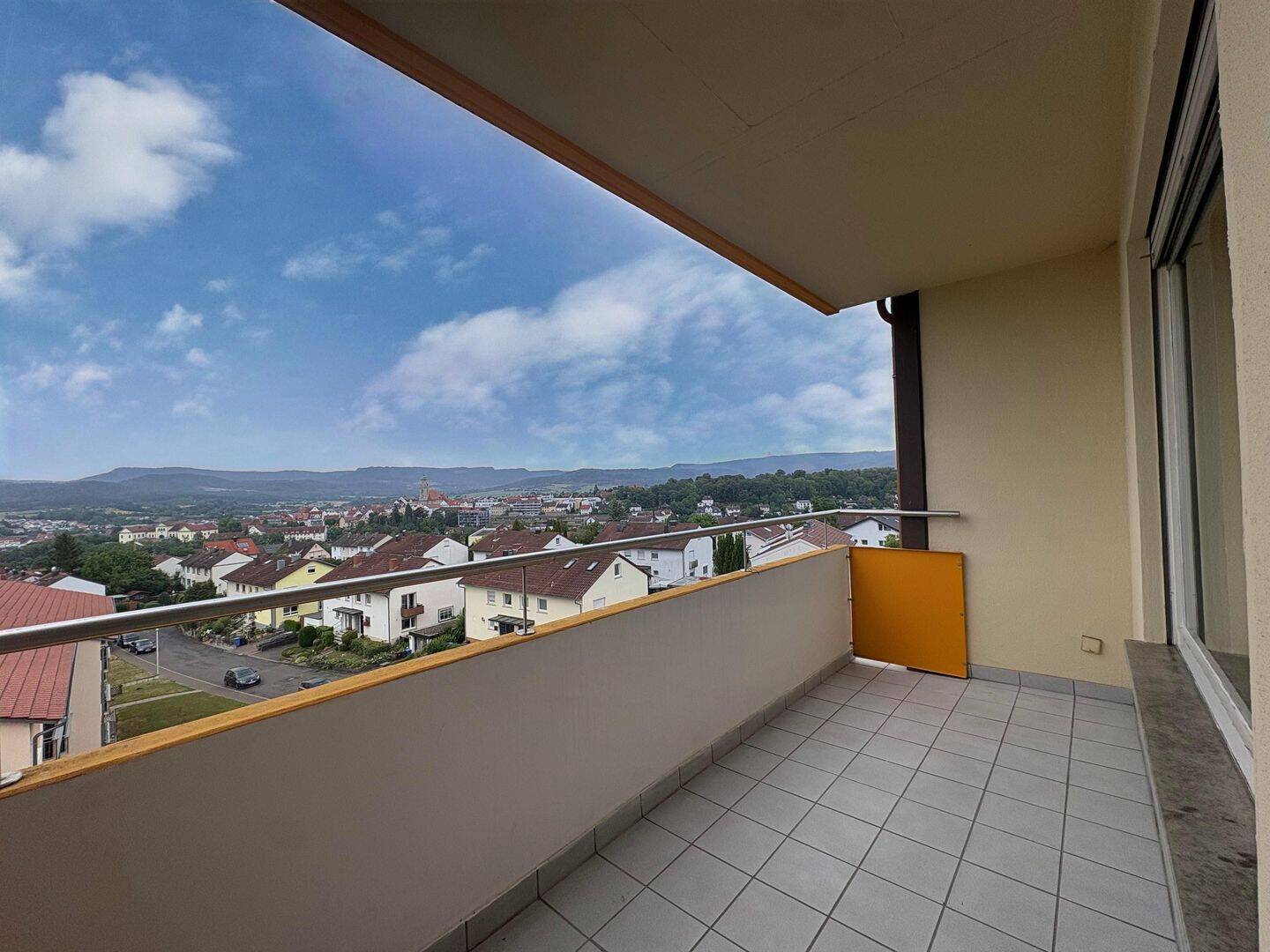 3-Zimmer-Wohnung mit Loggia & Aufzug, 72379 Hechingen