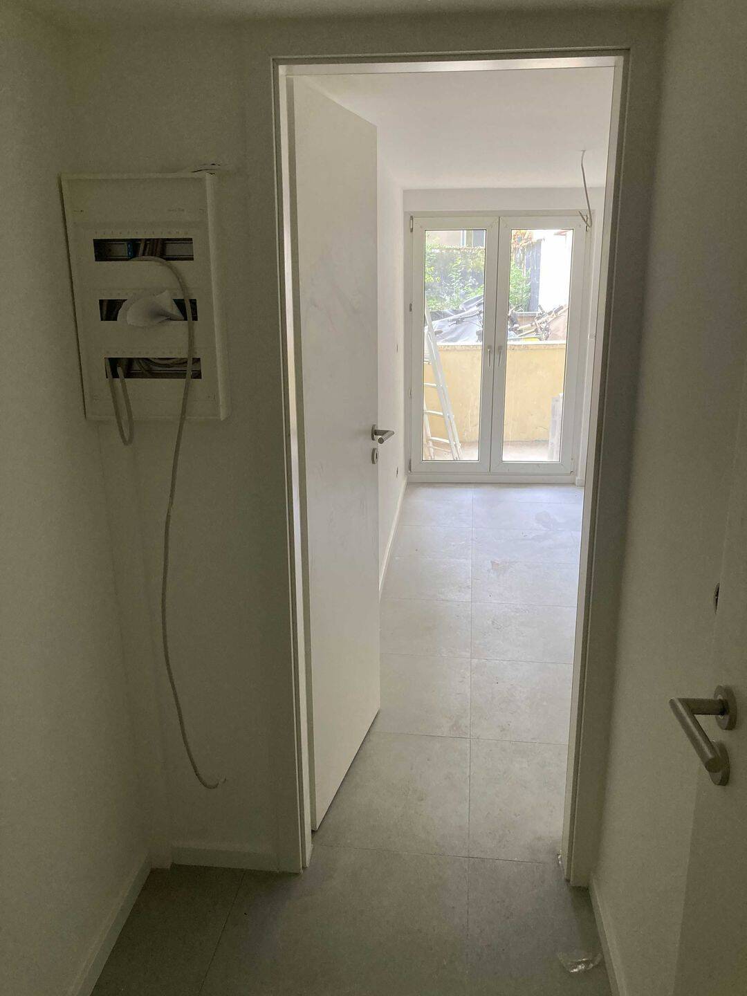 Sonniges kernsaniertes 1-Zi.-Apartment mit Terrasse in Nippes, 50733 Köln (Nippes Weidenpesch)
