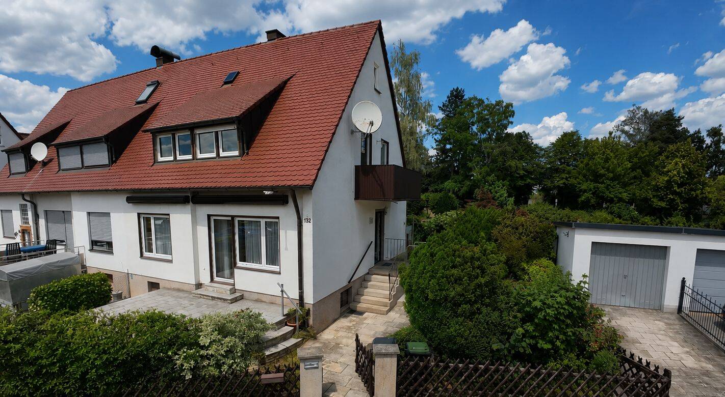 Wohnen mit Parkblick – Praktische 5-Zimmer Doppelhaushälfte in der Kettelersiedlung, 90469 Nürnberg (Falkenheim Gartenstadt Kettelersiedlung Langwasser Rangierbahnhof)