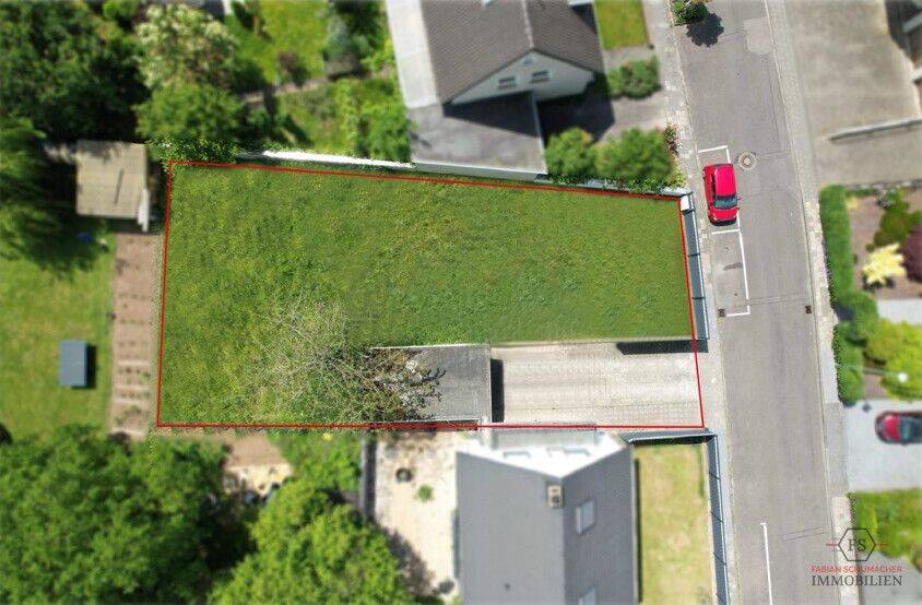 EINMALIGE GELEGENHEIT – Baugrundstück mit Garage im Herzen von Weilerswist, 53919 Weilerswist