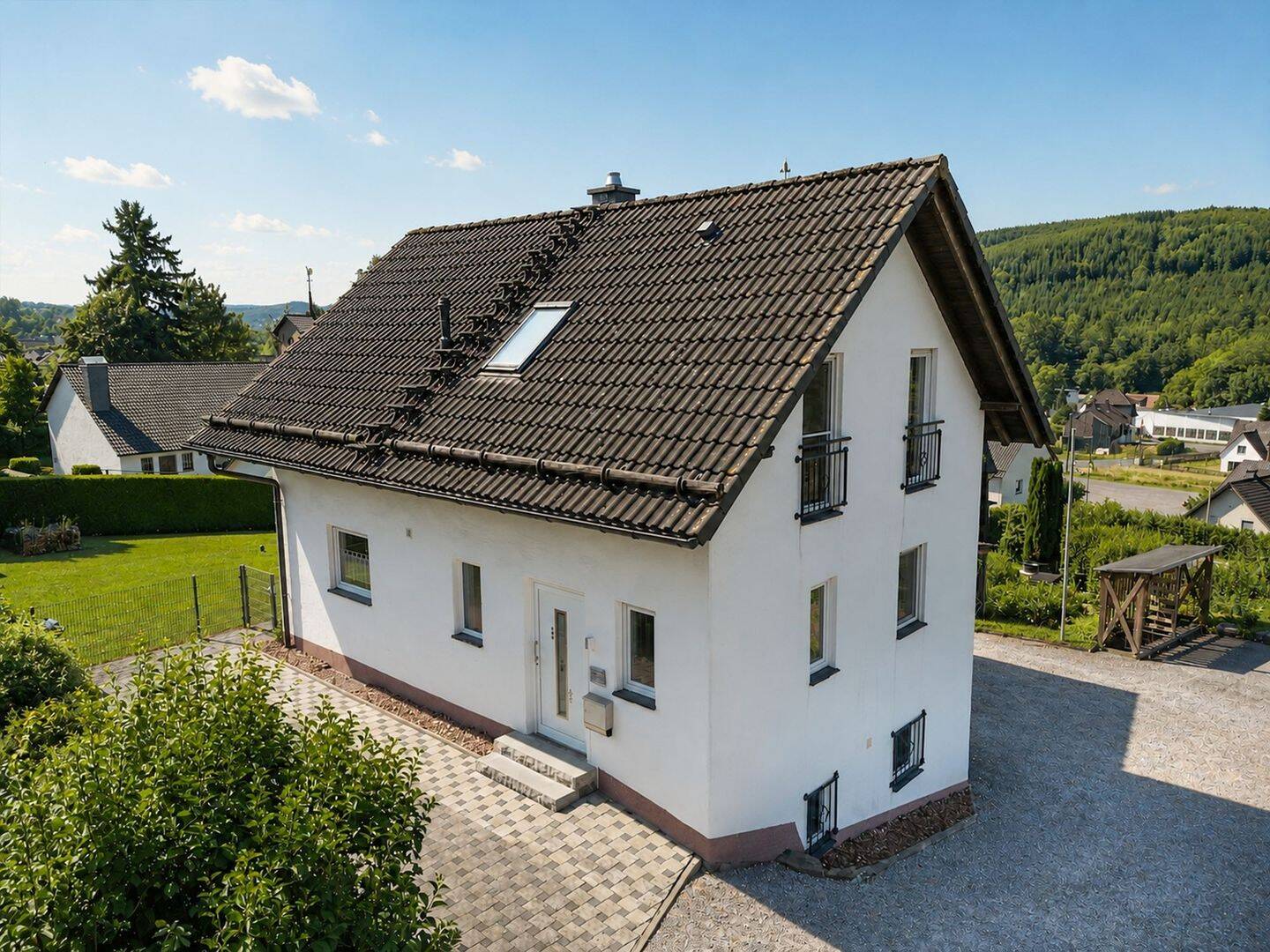 Familienfreundliches Einfamilienhaus mit Garten in ruhiger Lage von Sundern-Stemel, 59846 Sundern (Sauerland)