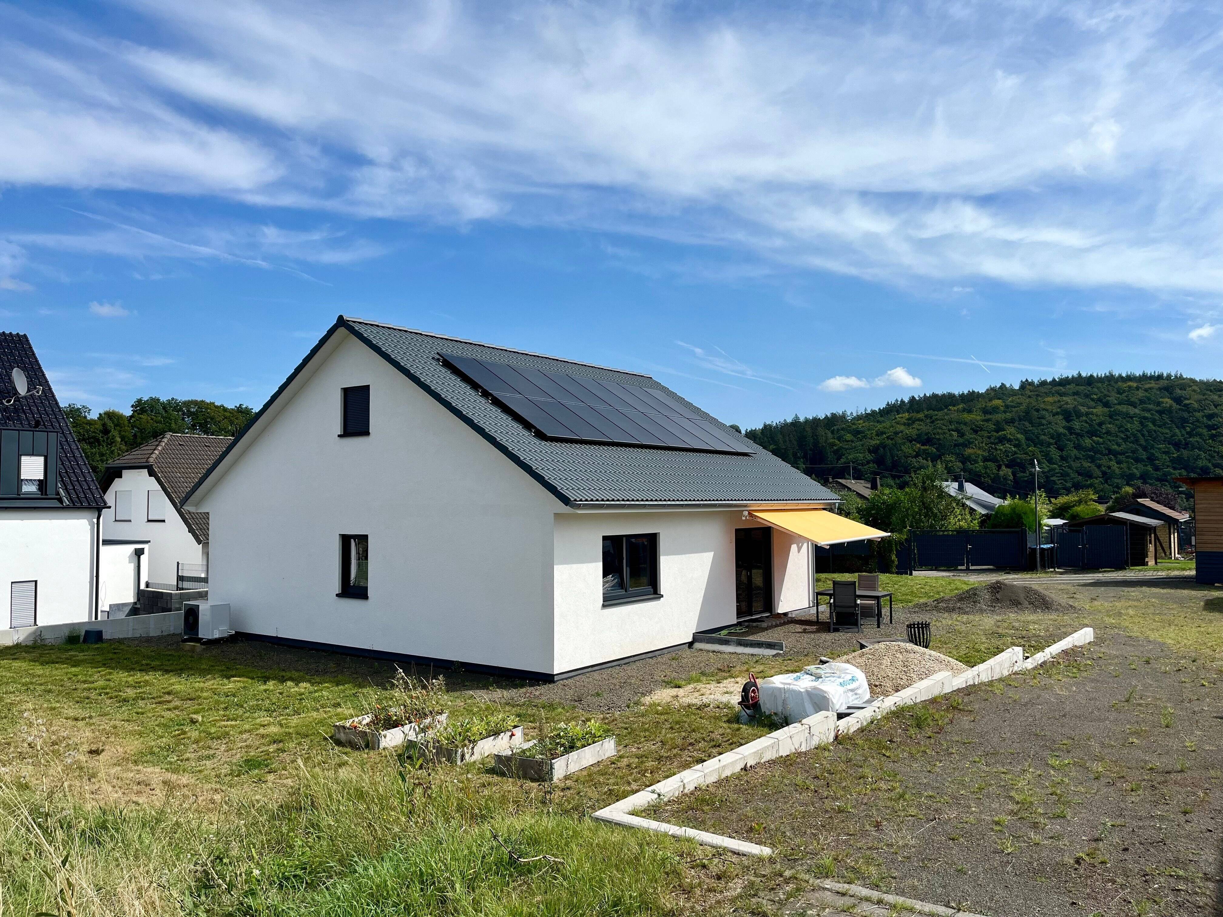 Barrierefreies Haus mit Sauna und Garage auf 907m2 zu verkaufen, 56729 Baar