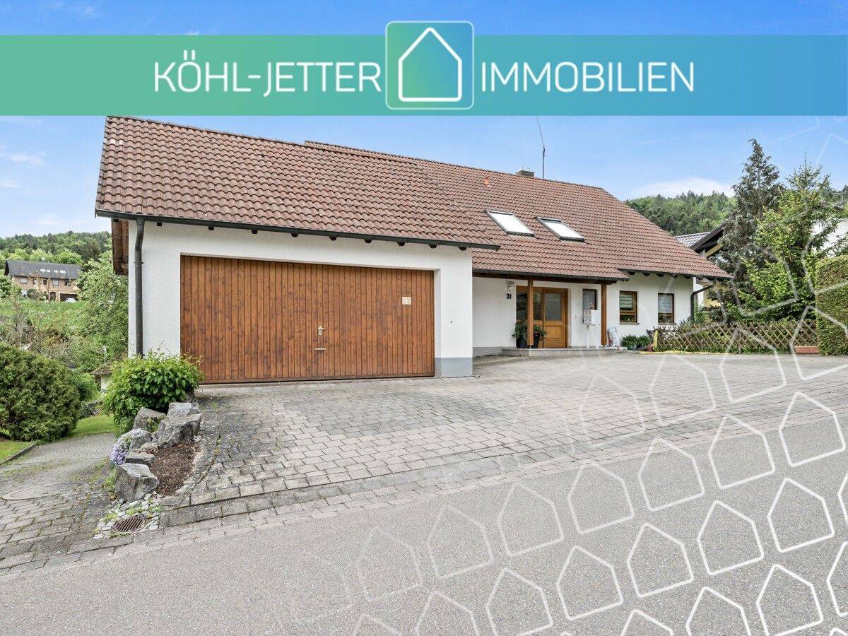Solides, gepflegtes 4-Familienhaus in attraktiver Lage von Haigerloch-Owingen!, 72401 Haigerloch