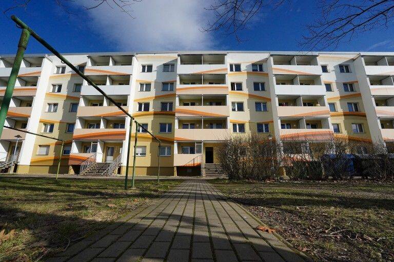 3-RWE mit Balkon, 6842 Dessau-Roßlau (Innenstadt Kleutsch Mildensee Sollnitz Süd)