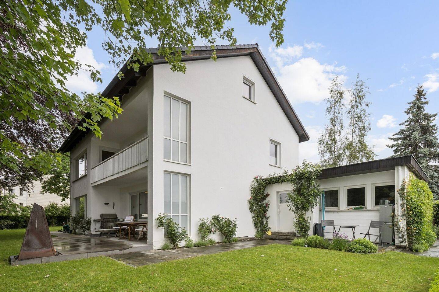 Stilvoll saniertes Park-Juwel nahe des Untreusees, 95032 Hof (Eppenreuth Innenstadt Pirk)