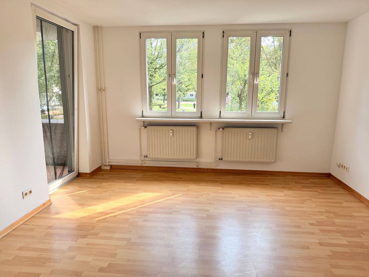Befristung 4 Jahre! 2 Zimmer in ruhiger und grüner Wohnlage!, 13156 Berlin (Pankow Kleingartenanlage Alte Baumschule Niederschönhausen Rosenthal)