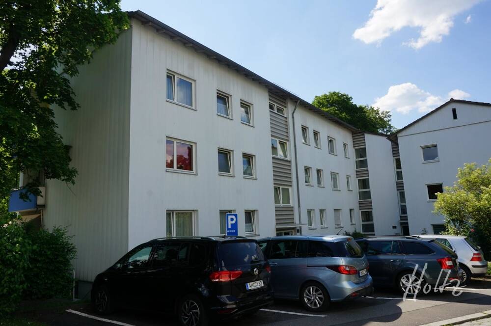 Kurzfristig beziehbar – 2-Zimmer-Wohnung in Amberg – einfach gut & günstig !!, 92224 Amberg