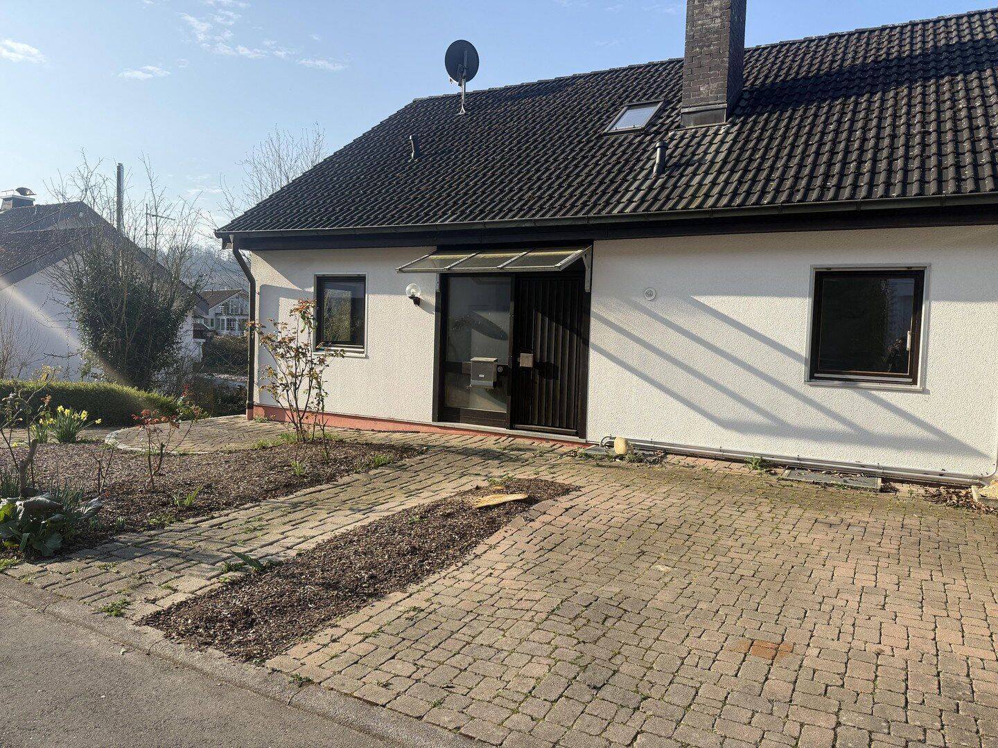 Haus sofort bezugsfrei für ein bis drei Familien, 79400 Kandern