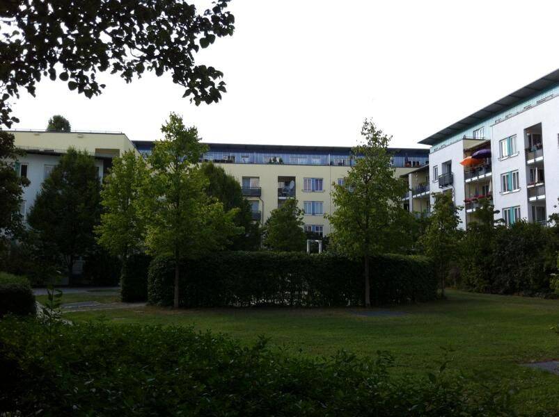 HELLES SINGLE-APPARTEMENT! Sonniger Balkon, Aufzug, Stellplatz uvm. in grüner ruhiger Stadtrandlage!, 12529 Schönefeld