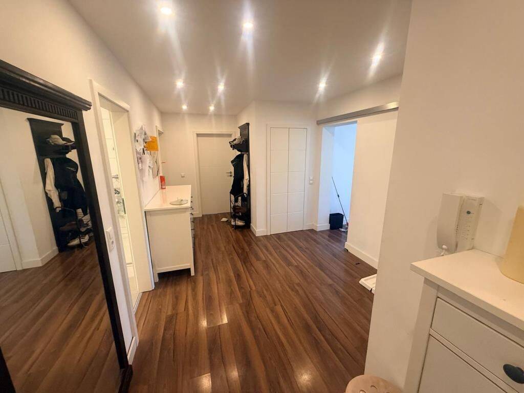 4-Zimmer-Wohnung mit 2 Balkonen und Tiefgarage, 78476 Allensbach