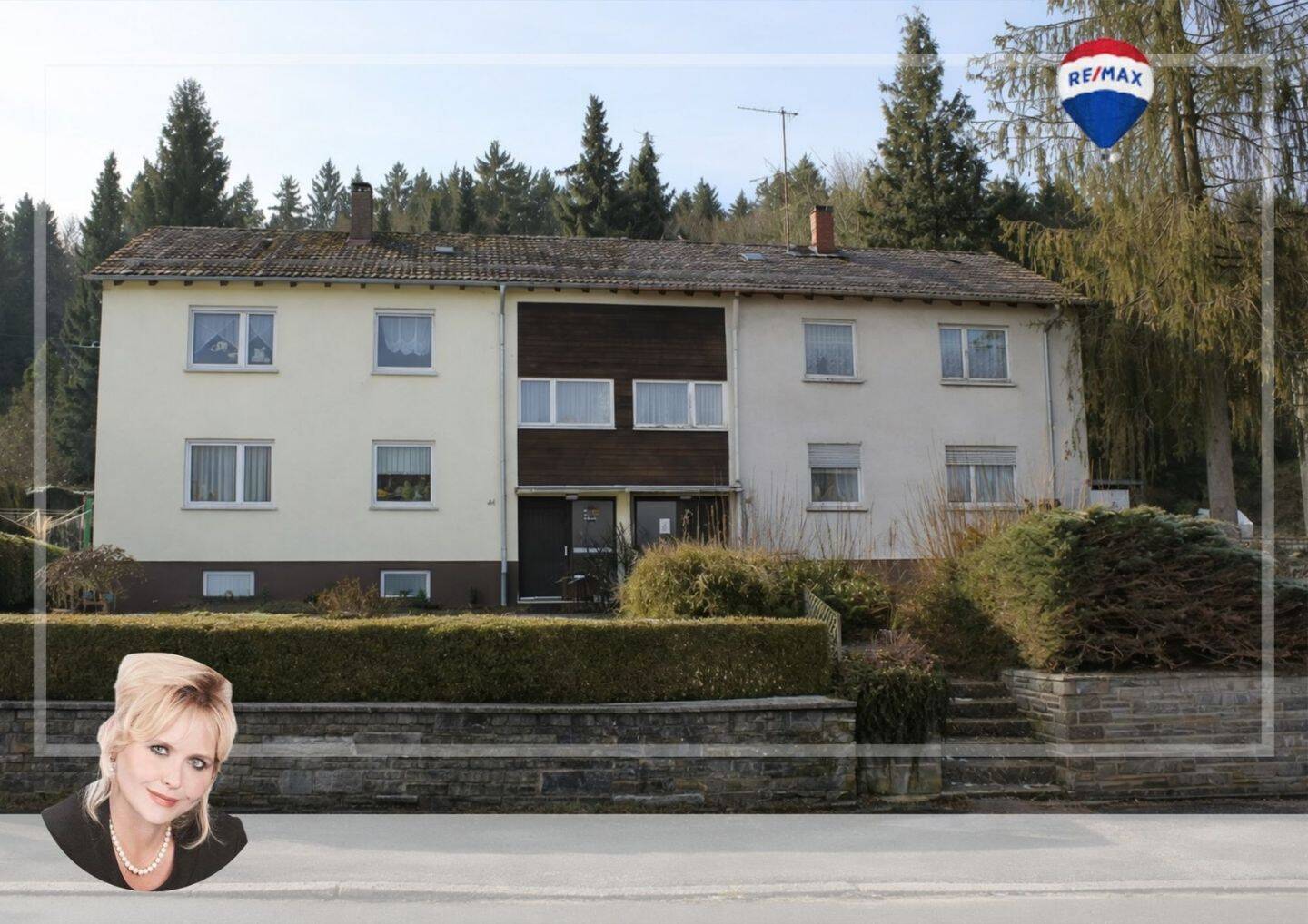 Attraktive Doppelhaushälfte mit 2 Wohneinheiten in naturnaher Lage, 78532 Tuttlingen