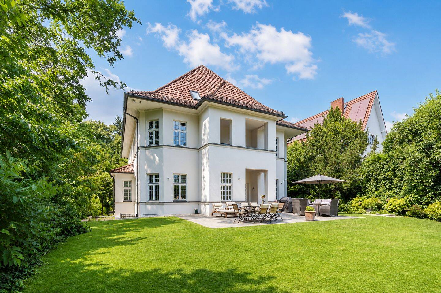 Meisterwerk der Wohnkultur – Villa von 1916 mit Interior-Design von Anna Maria Jagdfeld, 14163 Berlin (Steglitz-Zehlendorf Kolonie Schlachtensee Süd Nikolassee Zehlendorf Schlachtensee)