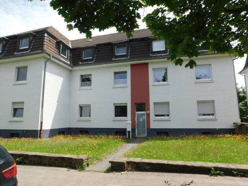 Renovierte 2,5-Zimmer-Wohnung mit Balkon, 45357 Essen (Bedingrade Borbeck-Mitte Dellwig Frintrop Gerschede)