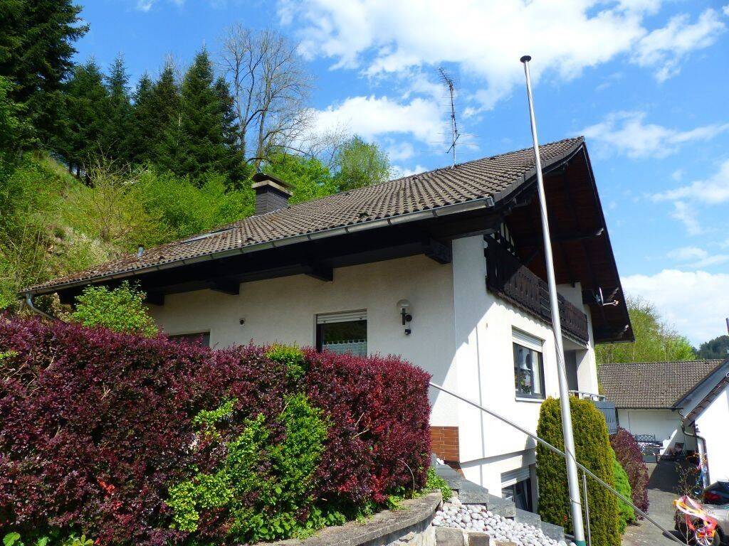 EFH mit Einliegerwohnung, 57413 Finnentrop