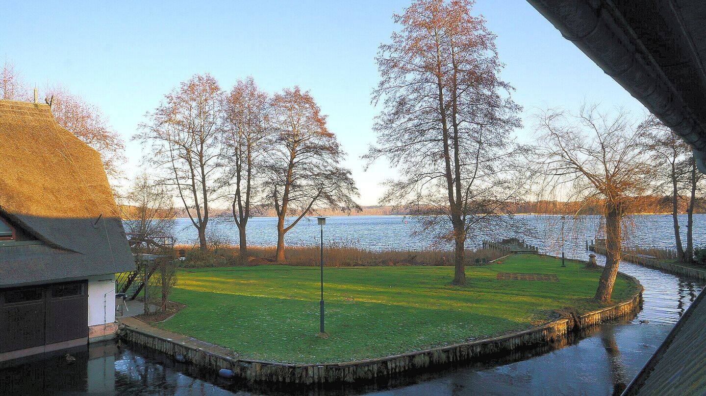 seltenes Kleinod Bootshaus auf dem Schweriner See auf Eigenland!, 19063 Schwerin (Großer Dreesch Mueß Mueßer Holz Neu Zippendorf Zippendorf)