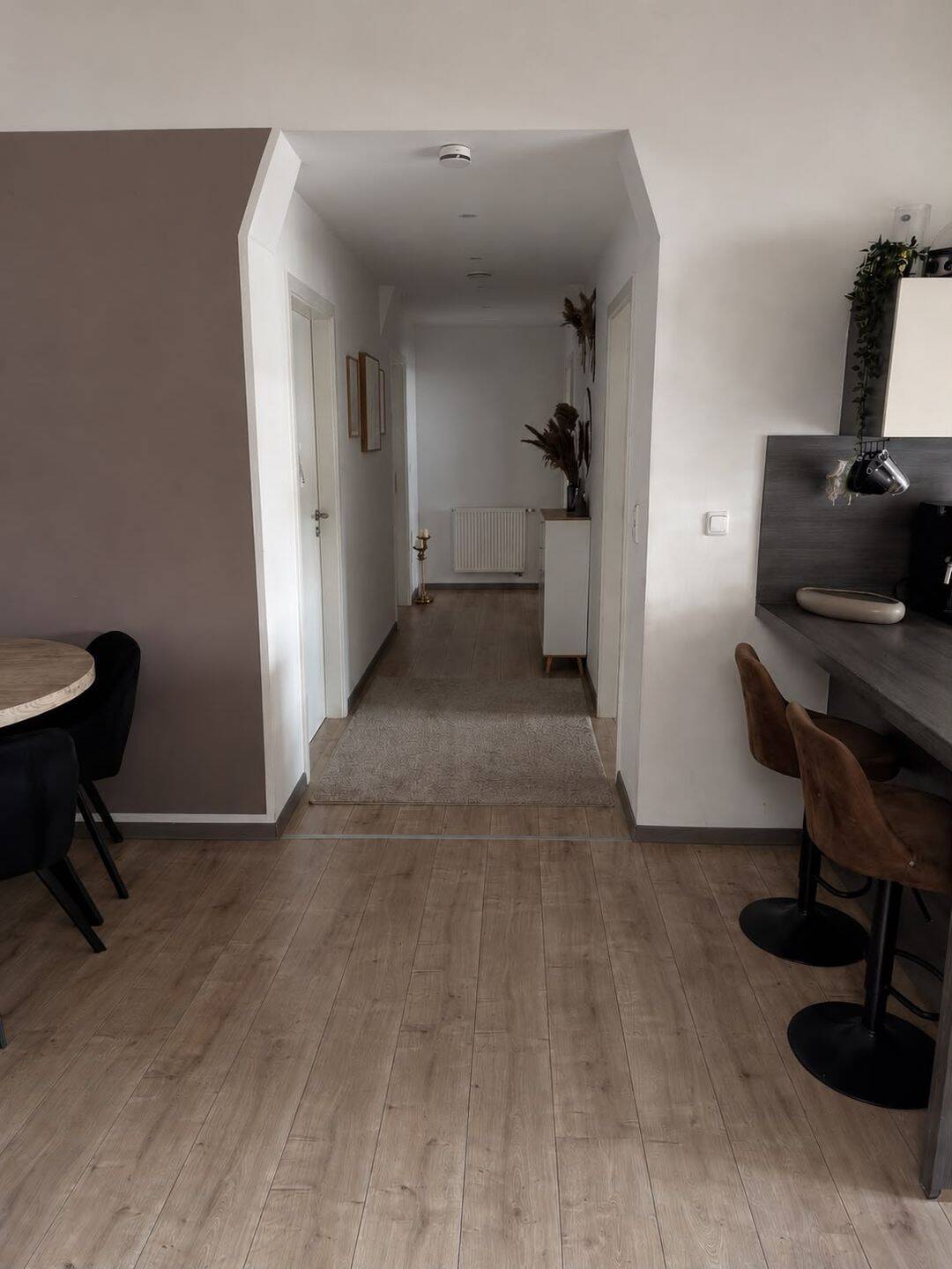 Geräumige 4-Zimmer-Dachgeschosswohnung mit Terrasse in Mengkofen, 84152 Mengkofen