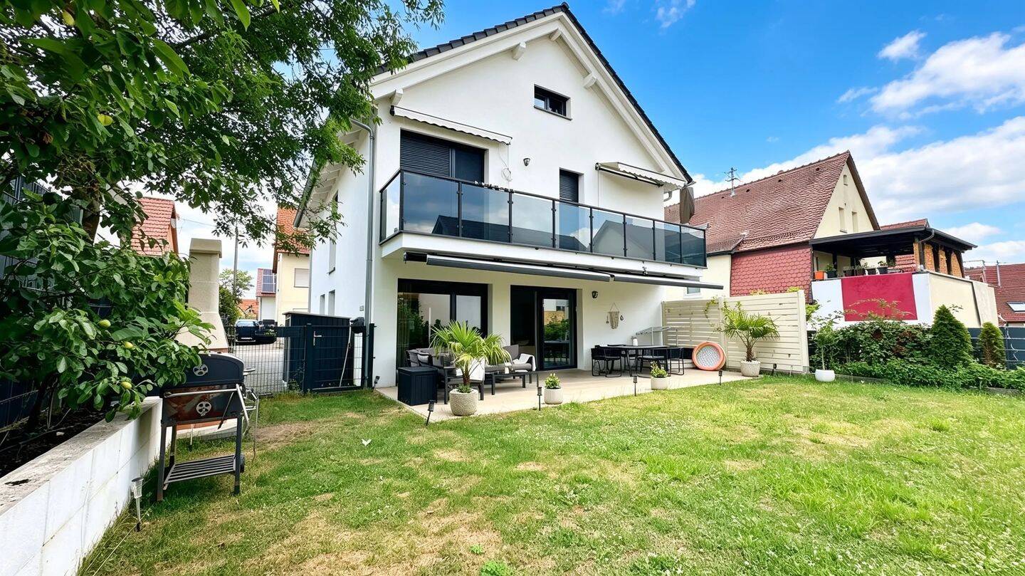 Modernes Wohnen auf großzügigem Raum – neuwertiges Einfamilienhaus mit hochwertiger Ausstattung, 74078 Heilbronn (Biberach Frankenbach Heilbronn Kirchhausen Neckargartach)