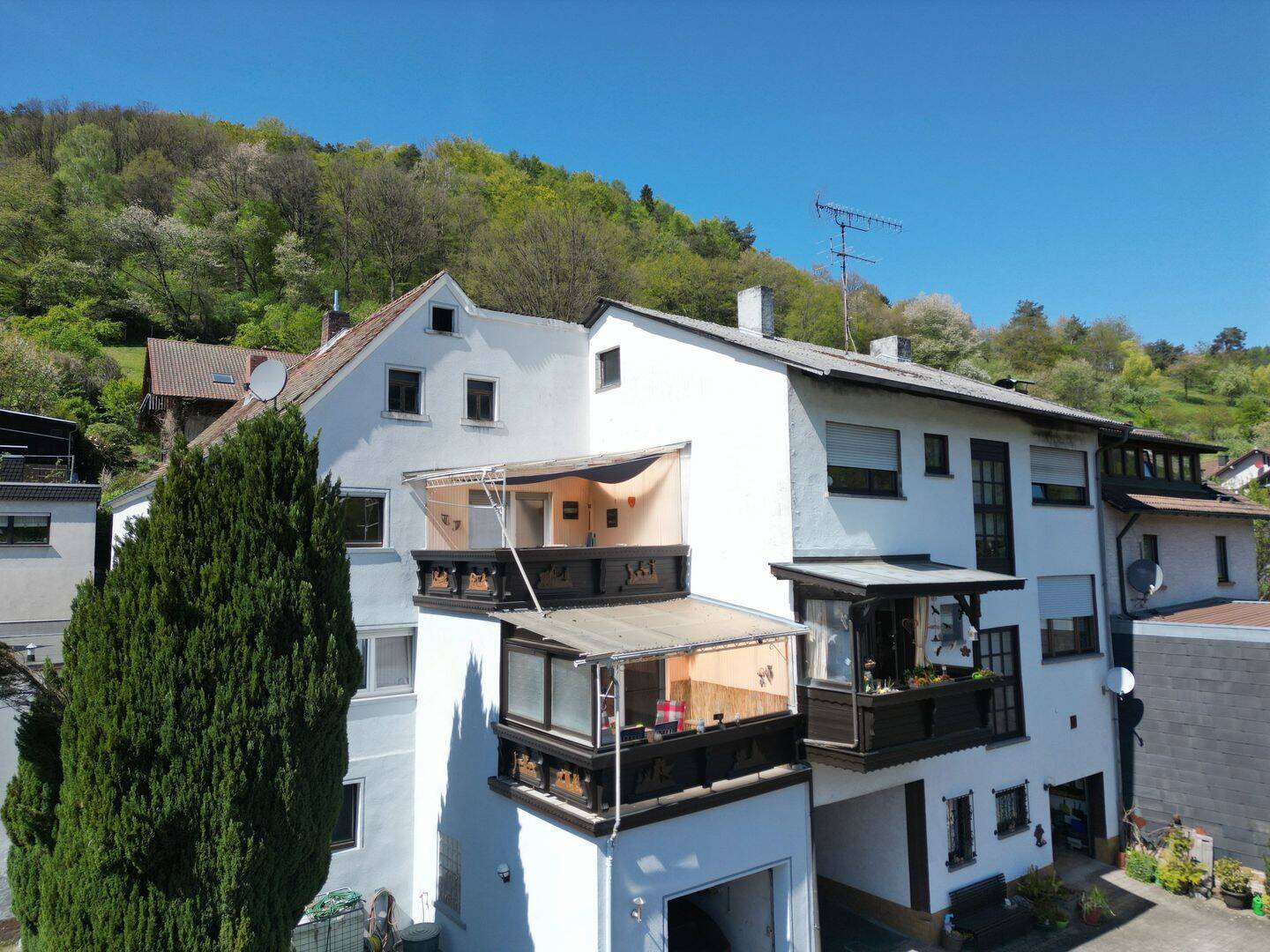 Wohnen im Grünen – Großzügiges Einfamilienhaus mit Entwicklungspotenzial!, 63872 Heimbuchenthal